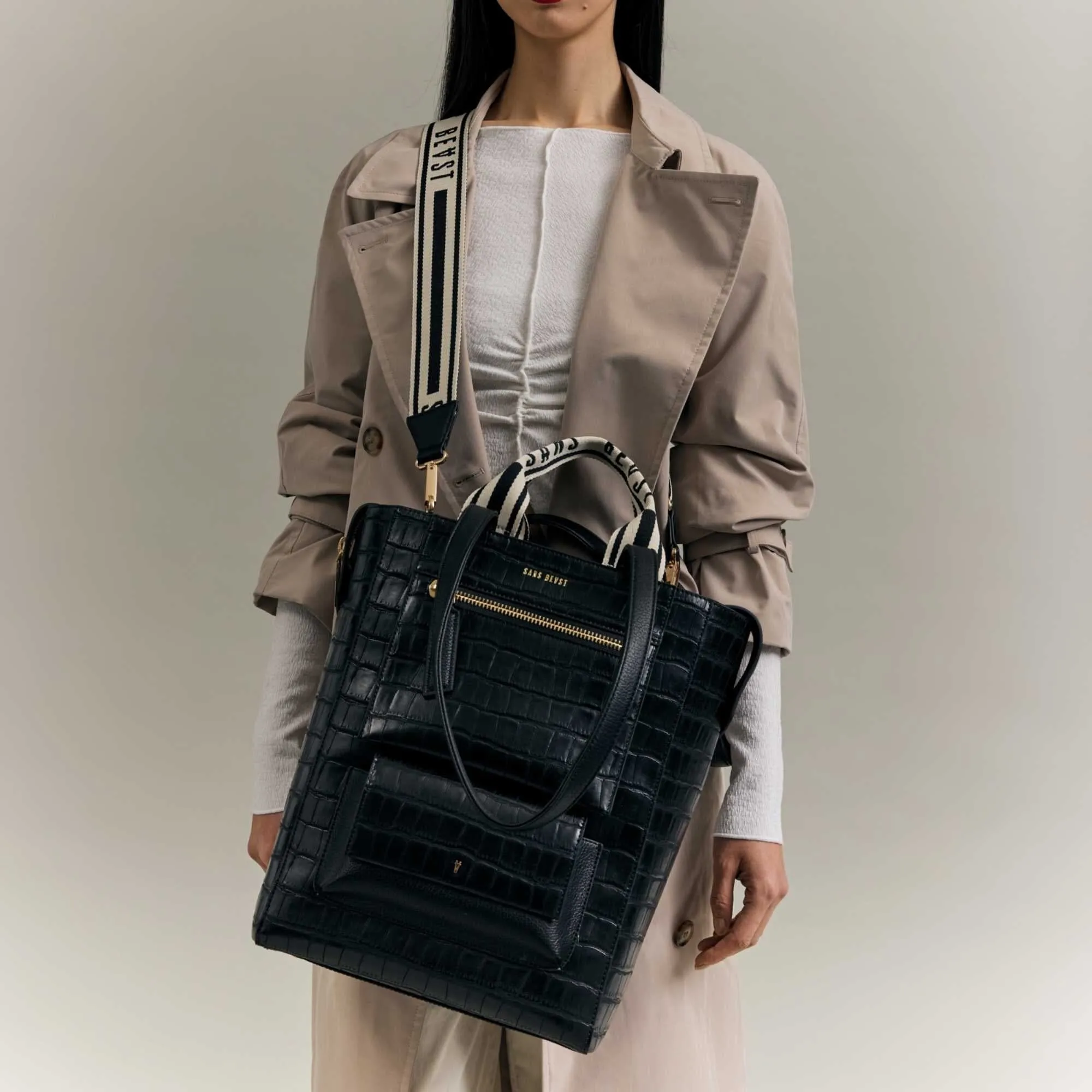 Universo Tote - Noir Croco   Gold